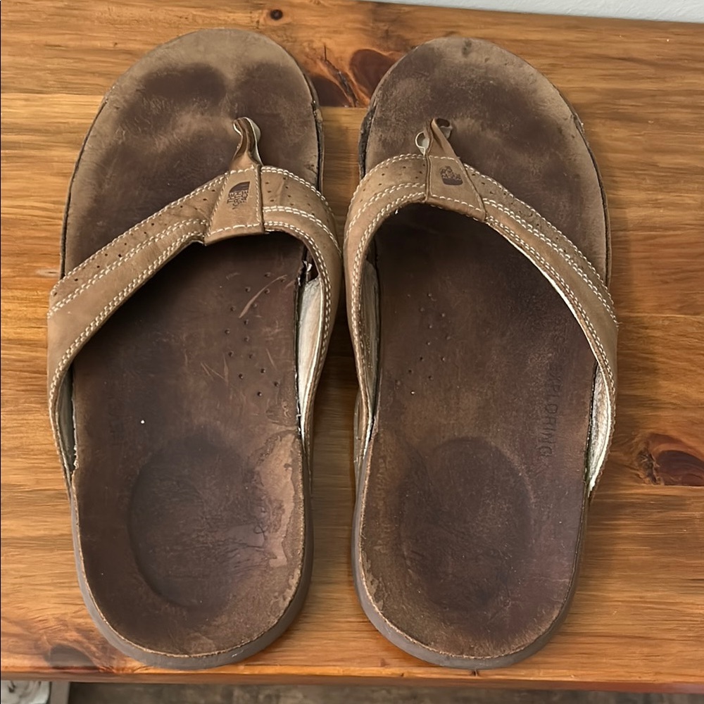 The North Face leather flip flops Sz 12 men GUC
